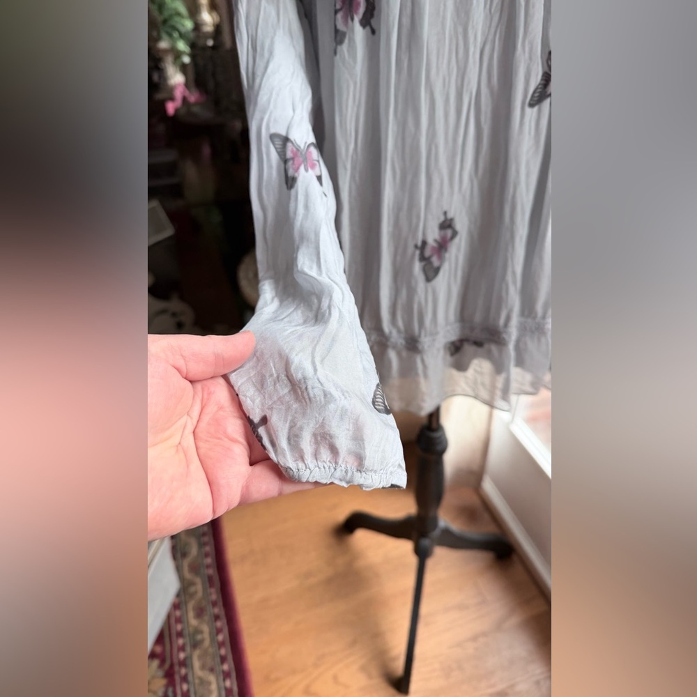 Battery silk blouse with Lace Trim long sleeve made in Italy - Picture 3 of 16
